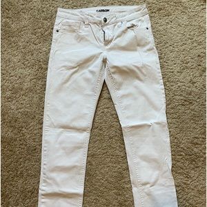 Carbon white skinny (freedom flex) jeans. Size 30/32.